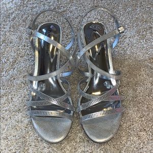Pierre Dumas silver high heels